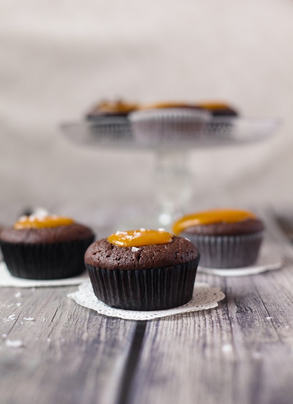 Chokladmuffins med saffranskola, utan tillsatt socker // Baka Sockerfritt