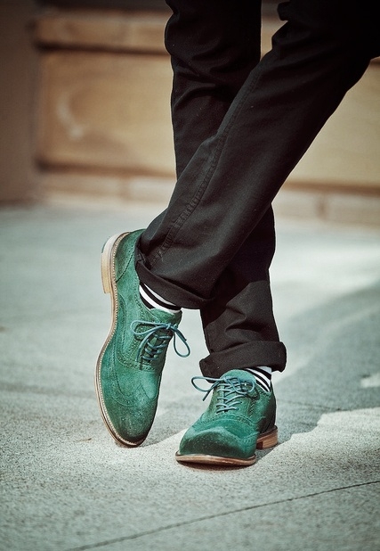Green shoe