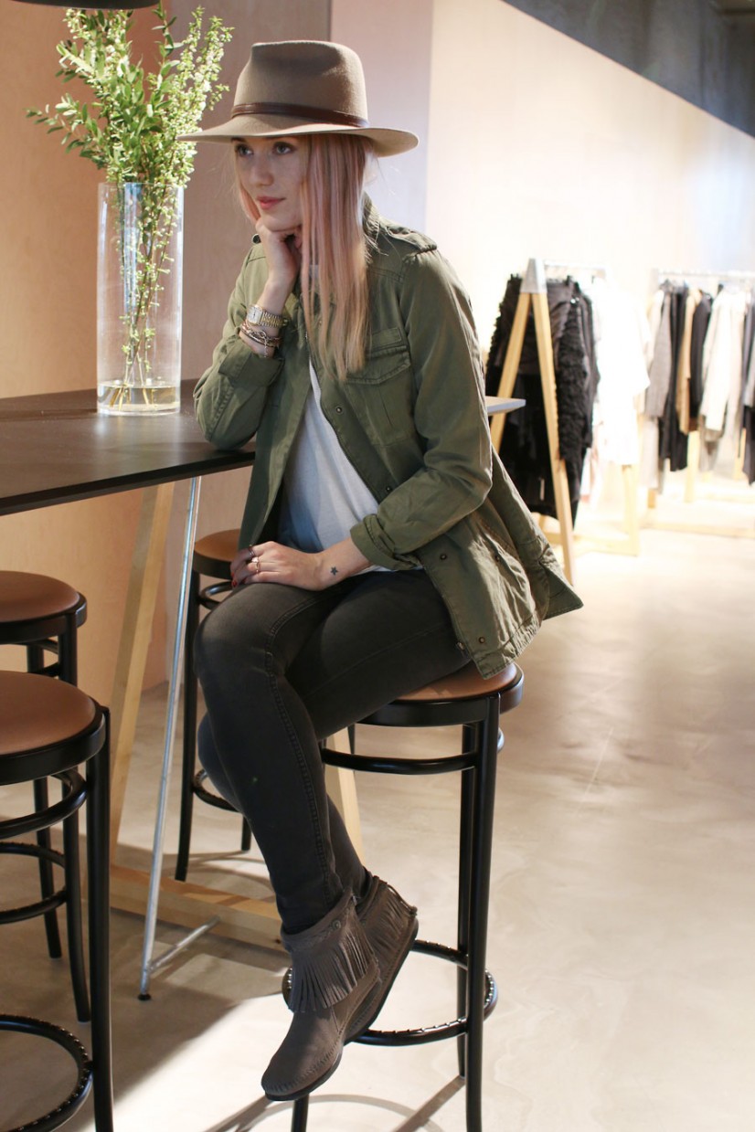 outfit_lindex_showroom05