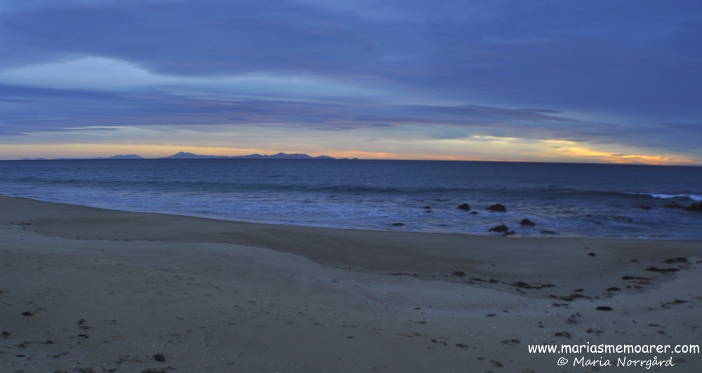 sunrise on a secluded beach in Tasmania, Australia / orörd strand i Tasmanien, Australien
