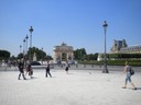 Utanför Louvren