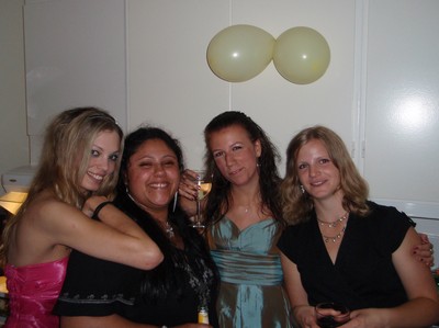 Ifrån vänster: Linda, jag; angelika och karin