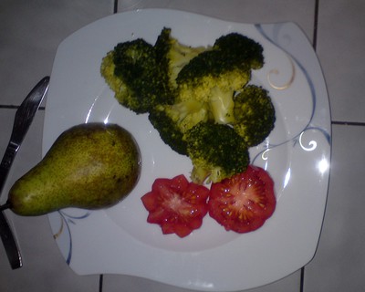 Kokt broccoli , Tomat och frukt