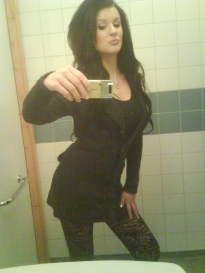 dagens outfit    Long tank cheap monday  Stickad cardigan Gina tricot  Spets leggins Gina tricot