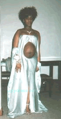så underbar brudklänning, vem skulle inte se ut som en dröm i den här?!