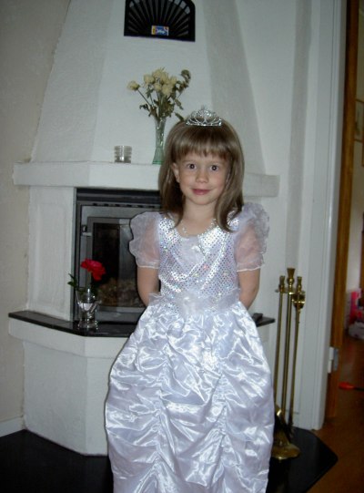 Ny prinsessklänning 28/6 - 2006