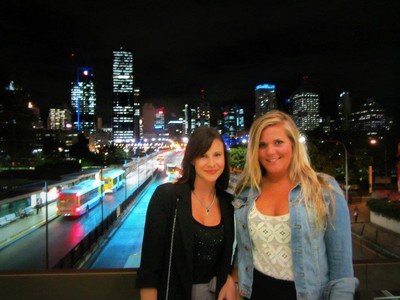 Jag, Roxanne och Brisbane by night