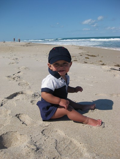 Noah älskar sanden