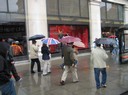Paraply - Ett välbehövligt hjälpmedel i London vissa stunder.