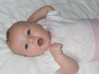 Min underbara lilla dotter Elvina, 7 veckor gammal och sötast i världen!!!