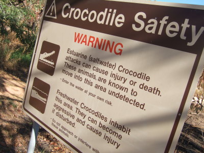 skylt croc safety