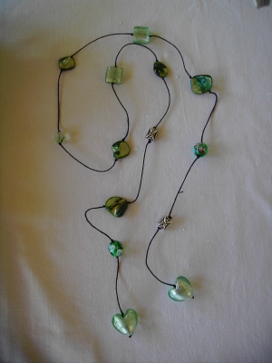 Grönt halsband bild 1