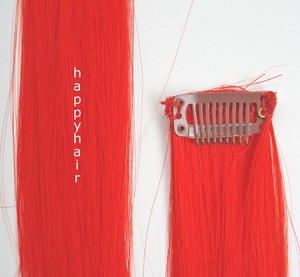 45cm lång, rak, röd clipon  3-5cm bred hårslinga  29:-/st    från happyhair.se