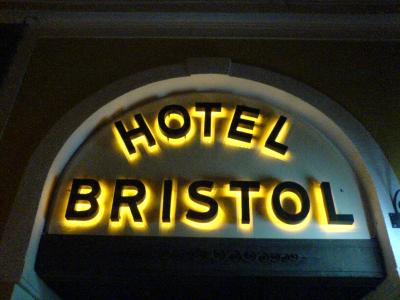 hotel shithole