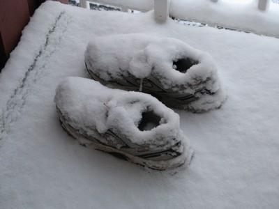 Kom ihåg, om man ska vädra sina skor så ska man komma ihåg att ta in dem om vintern kommer dagen efter.